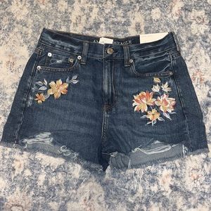 American eagle mom shorts